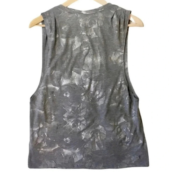 NWT Fabletics Taryn Printed V-Neck Tank - Picture 6 of 6